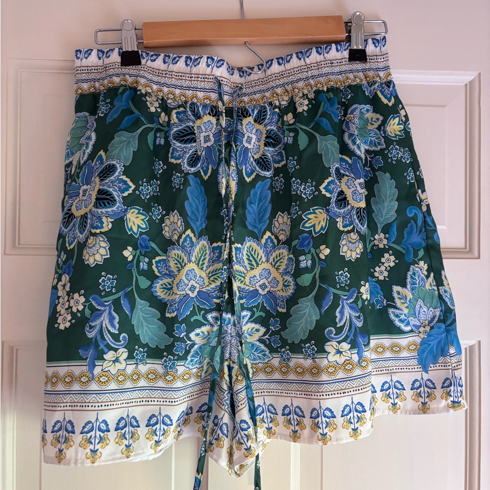 Maeve silky shorts M